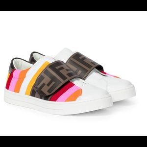 they’re to small due to them being kids shoes